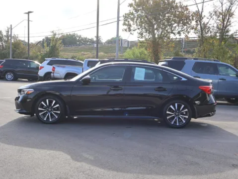 More photos of 2024 Honda Civic Sedan EX at Jay Wolfe Honda, MO