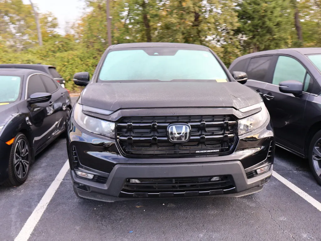 Used 2024 Honda Ridgeline Black Edition with VIN 5FPYK3F86RB010470 for sale in Kansas City