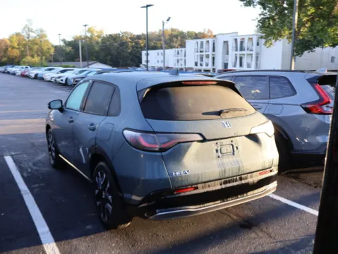 More photos of 2026 Honda HR-V EX-L at Jay Wolfe Honda, MO