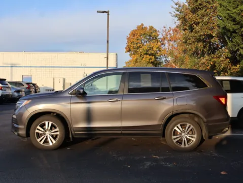 More photos of 2016 Honda Pilot EX-L at Jay Wolfe Honda, MO