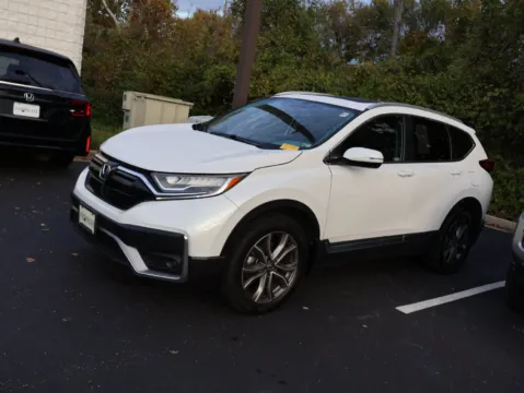 More photos of 2021 Honda CR-V Touring at Jay Wolfe Honda, MO