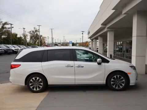 More photos of 2024 Honda Odyssey EX-L at Jay Wolfe Honda, MO
