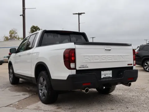 More photos of 2025 Honda Ridgeline TrailSport at Jay Wolfe Honda, MO