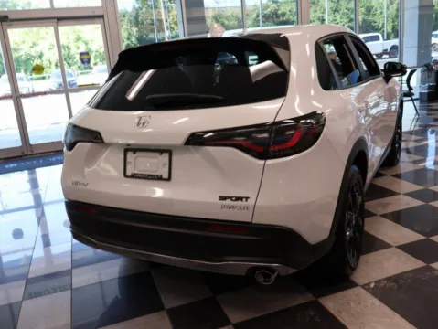 More photos of 2025 Honda HR-V Sport at Jay Wolfe Honda, MO