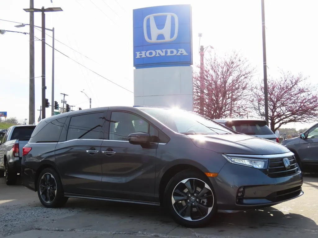 2024 Honda Odyssey Elite for sale in Kansas City, MO