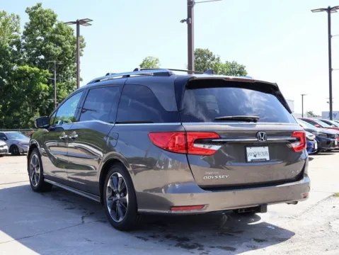 More photos of 2023 Honda Odyssey Elite at Jay Wolfe Honda, MO