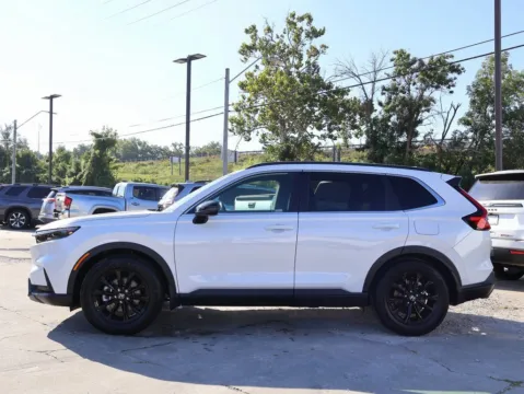More photos of 2025 Honda CR-V Hybrid Sport at Jay Wolfe Honda, MO