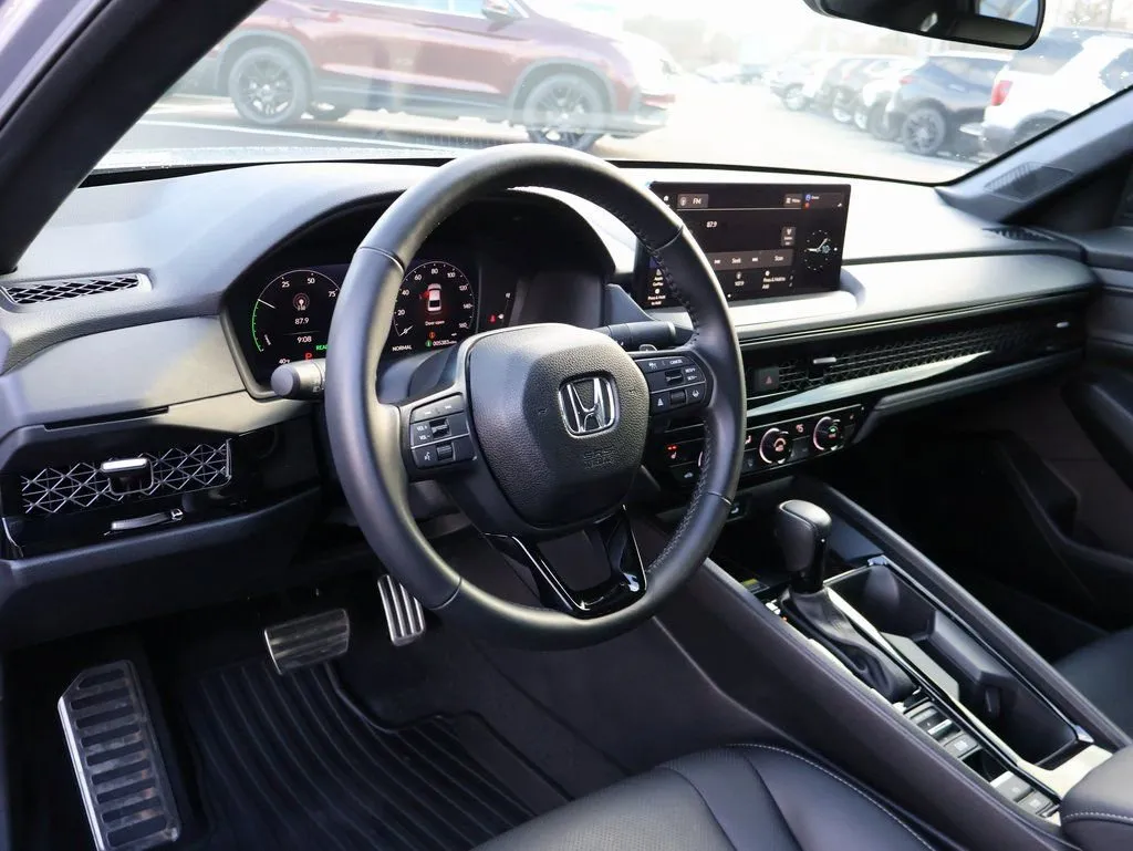 2025 Honda Accord Hybrid Sport-L - Photo 16