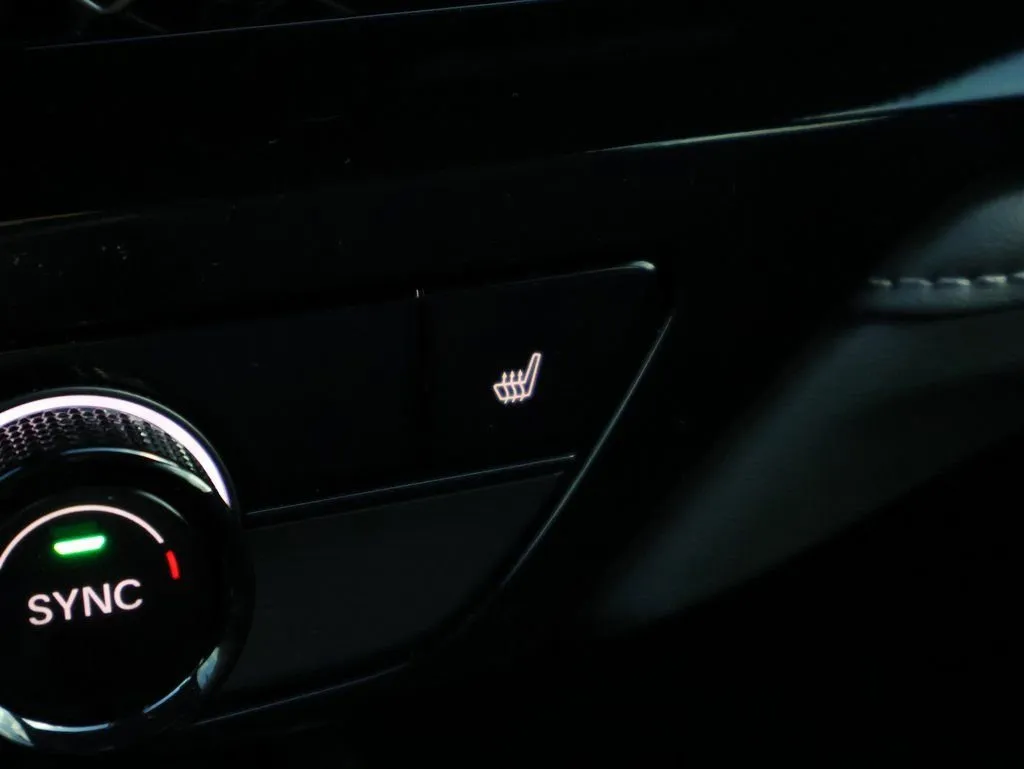 2025 Honda Accord Hybrid Sport-L - Photo 22