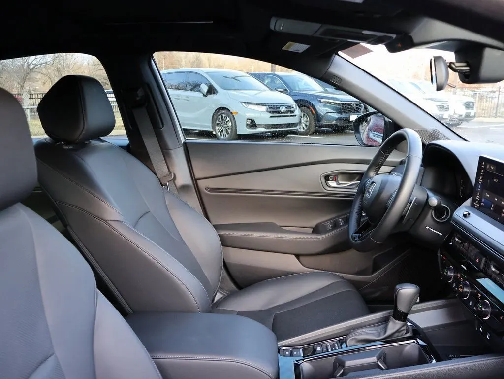 2025 Honda Accord Hybrid Sport-L - Photo 8
