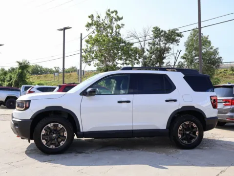 More photos of 2026 Honda Passport TrailSport Elite at Jay Wolfe Honda, MO