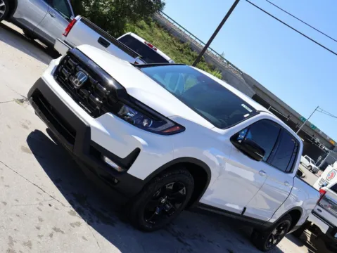 Another view of 2025 Honda Ridgeline Black Edition for sale in Kansas City, MO at Jay Wolfe Honda