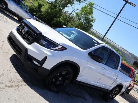 Another view of 2025 Honda Ridgeline Black Edition for sale in Kansas City, MO at Jay Wolfe Honda