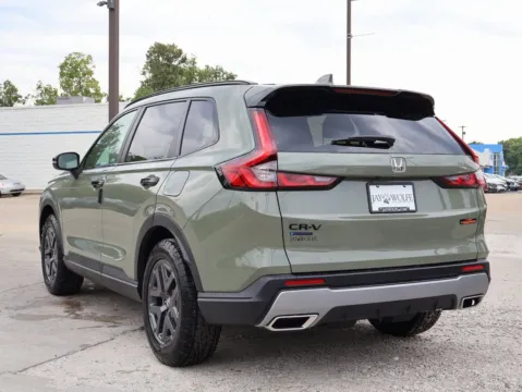 More photos of 2026 Honda CR-V Hybrid TrailSport at Jay Wolfe Honda, MO