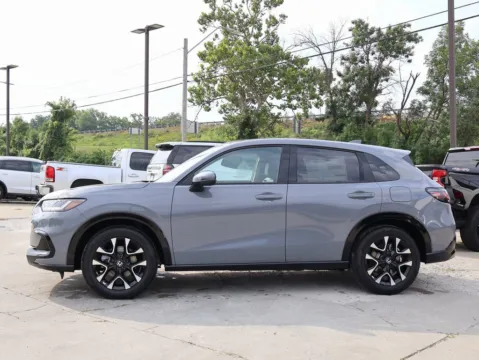 More photos of 2026 Honda HR-V EX-L at Jay Wolfe Honda, MO