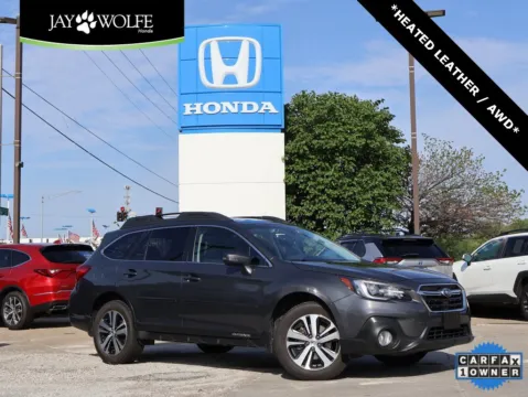 Gray 2018 Subaru Outback Limited for sale in Kansas City, MO