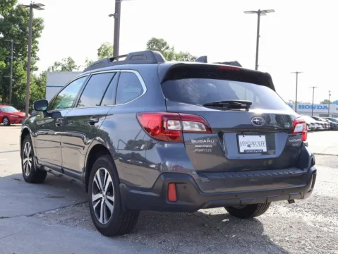 More photos of 2018 Subaru Outback Limited at Jay Wolfe Honda, MO