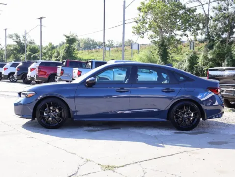 More photos of 2025 Honda Civic Sedan Hybrid Sport at Jay Wolfe Honda, MO