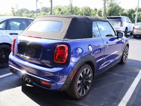 More photos of 2020 MINI Convertible Cooper S at Jay Wolfe Honda, MO