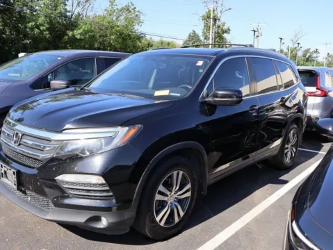More photos of 2016 Honda Pilot EX-L at Jay Wolfe Honda, MO