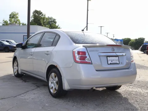 More photos of 2012 Nissan Sentra 2.0 at Jay Wolfe Honda, MO