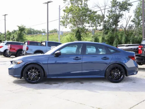 More photos of 2025 Honda Civic Sedan Hybrid Sport at Jay Wolfe Honda, MO
