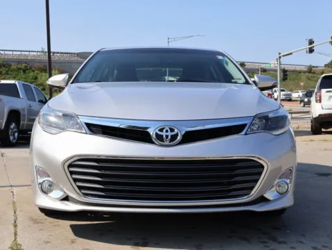 Photos of 2014 Toyota Avalon Limited for sale in Kansas City, MO at Jay Wolfe Honda