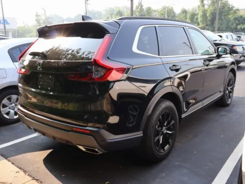 More photos of 2024 Honda CR-V Hybrid Sport-L at Jay Wolfe Honda, MO
