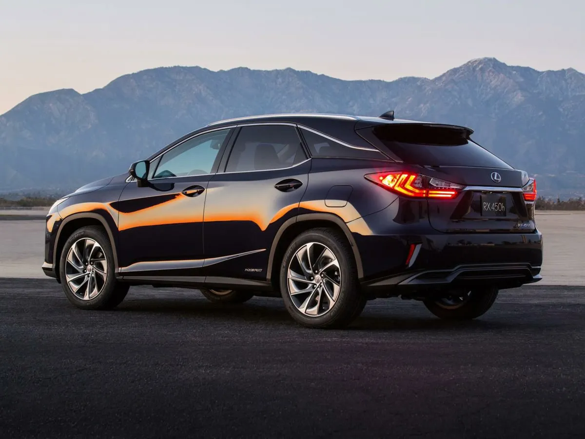 Silver 2019 Lexus RX 450h for sale in Kansas City, MO