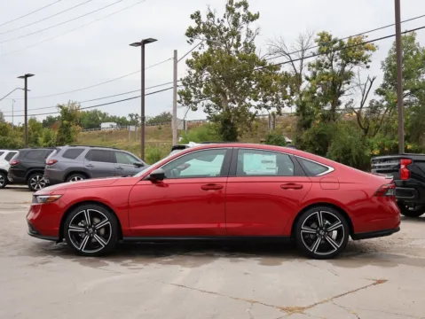 More photos of 2025 Honda Accord Hybrid Sport at Jay Wolfe Honda, MO