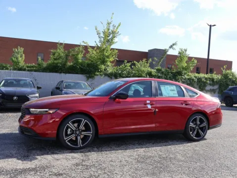 More photos of 2025 Honda Accord Hybrid Sport at Jay Wolfe Honda, MO