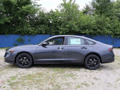 More photos of 2025 Honda Accord Sedan SE at Jay Wolfe Honda, MO