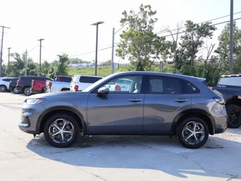 More photos of 2024 Honda HR-V EX-L at Jay Wolfe Honda, MO
