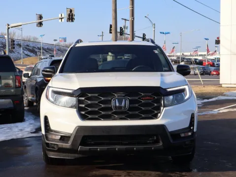 Photos of 2023 Honda Passport TrailSport for sale in Kansas City, MO at Jay Wolfe Honda