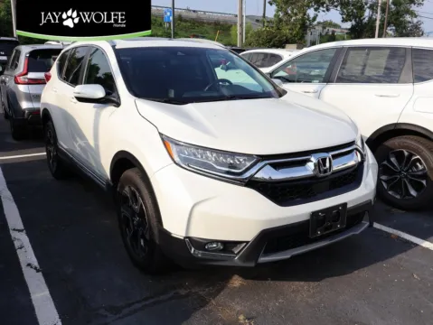 White 2018 Honda CR-V Touring for sale in Kansas City, MO