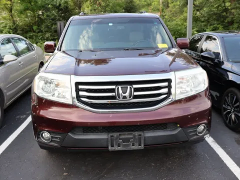 Photos of 2014 Honda Pilot Touring for sale in Kansas City, MO at Jay Wolfe Honda