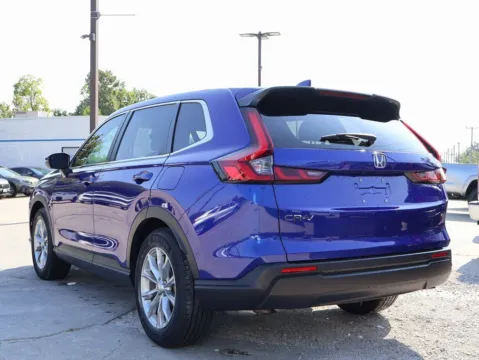 More photos of 2023 Honda CR-V EX-L at Jay Wolfe Honda, MO