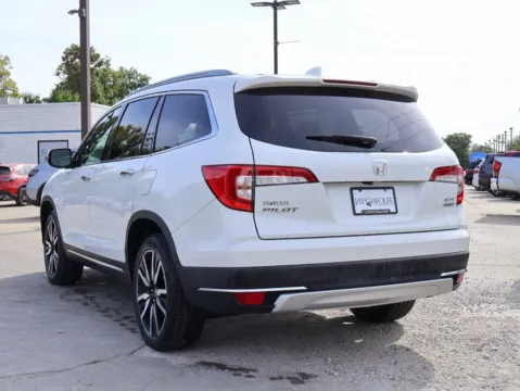 More photos of 2022 Honda Pilot Elite at Jay Wolfe Honda, MO