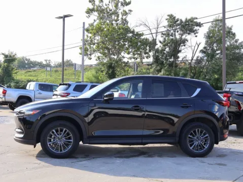 More photos of 2021 Mazda CX-5 Touring at Jay Wolfe Honda, MO
