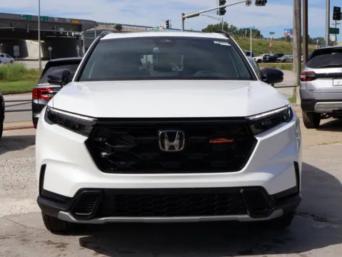 Photos of 2026 Honda CR-V Hybrid TrailSport for sale in Kansas City, MO at Jay Wolfe Honda