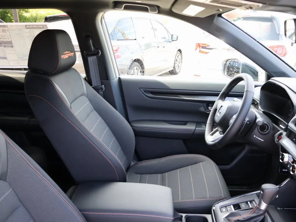 2026 Honda CR-V Hybrid photo 4