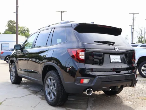 More photos of 2025 Honda Passport TrailSport at Jay Wolfe Honda, MO