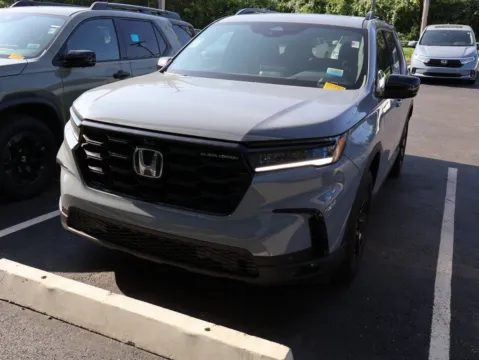 Another view of 2025 Honda Pilot Black Edition for sale in Kansas City, MO at Jay Wolfe Honda