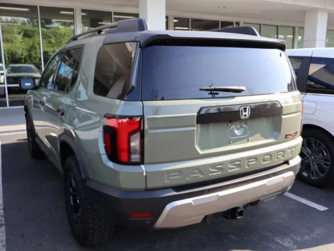 More photos of 2026 Honda Passport TrailSport Elite at Jay Wolfe Honda, MO