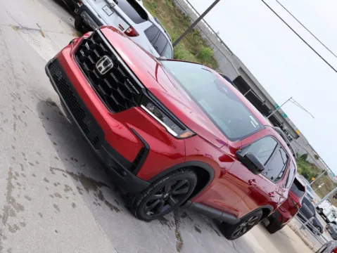 Another view of 2025 Honda Pilot Black Edition for sale in Kansas City, MO at Jay Wolfe Honda