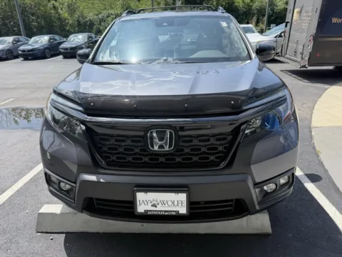 Photos of 2021 Honda Passport EX-L for sale in Kansas City, MO at Jay Wolfe Honda