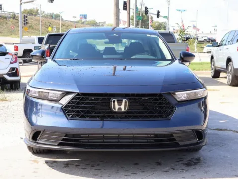 Photos of 2025 Honda Accord Sedan SE for sale in Kansas City, MO at Jay Wolfe Honda