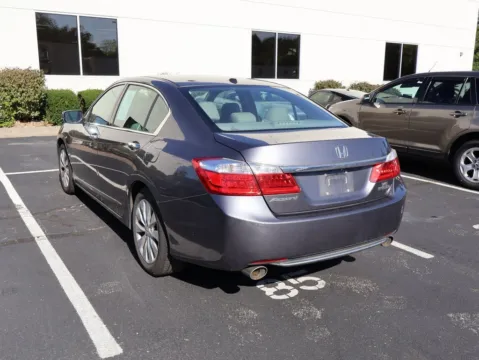 More photos of 2014 Honda Accord Sedan Touring at Jay Wolfe Honda, MO