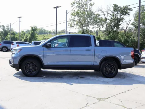 More photos of 2025 Honda Ridgeline Sport+ at Jay Wolfe Honda, MO
