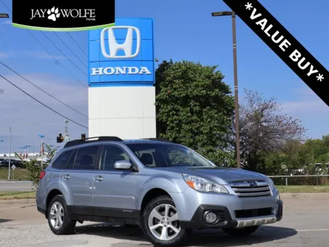Silver 2014 Subaru Outback 2.5i Limited for sale in Kansas City, MO